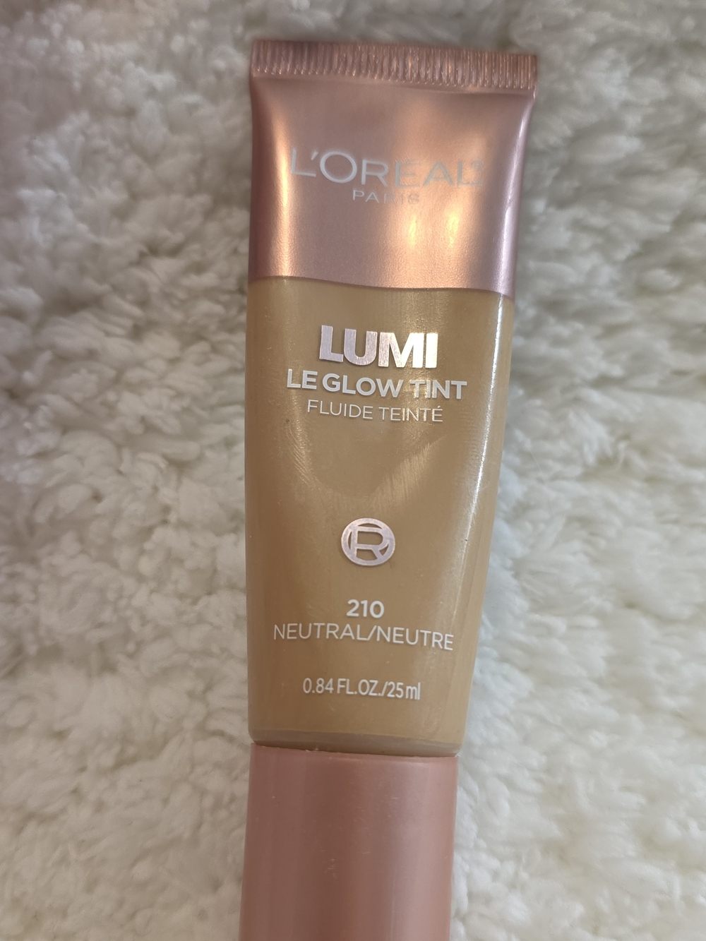 L'Oreal Lumi Le Glow Tint - Neutral 210 (Rose Gold Cap, Nude Tube)